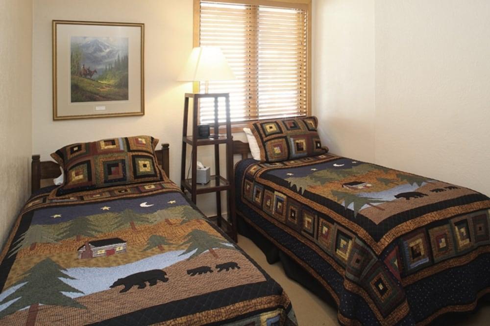 قرية سنوماس Tamarack Townhomes - Coraltree Residence Collection المظهر الخارجي الصورة