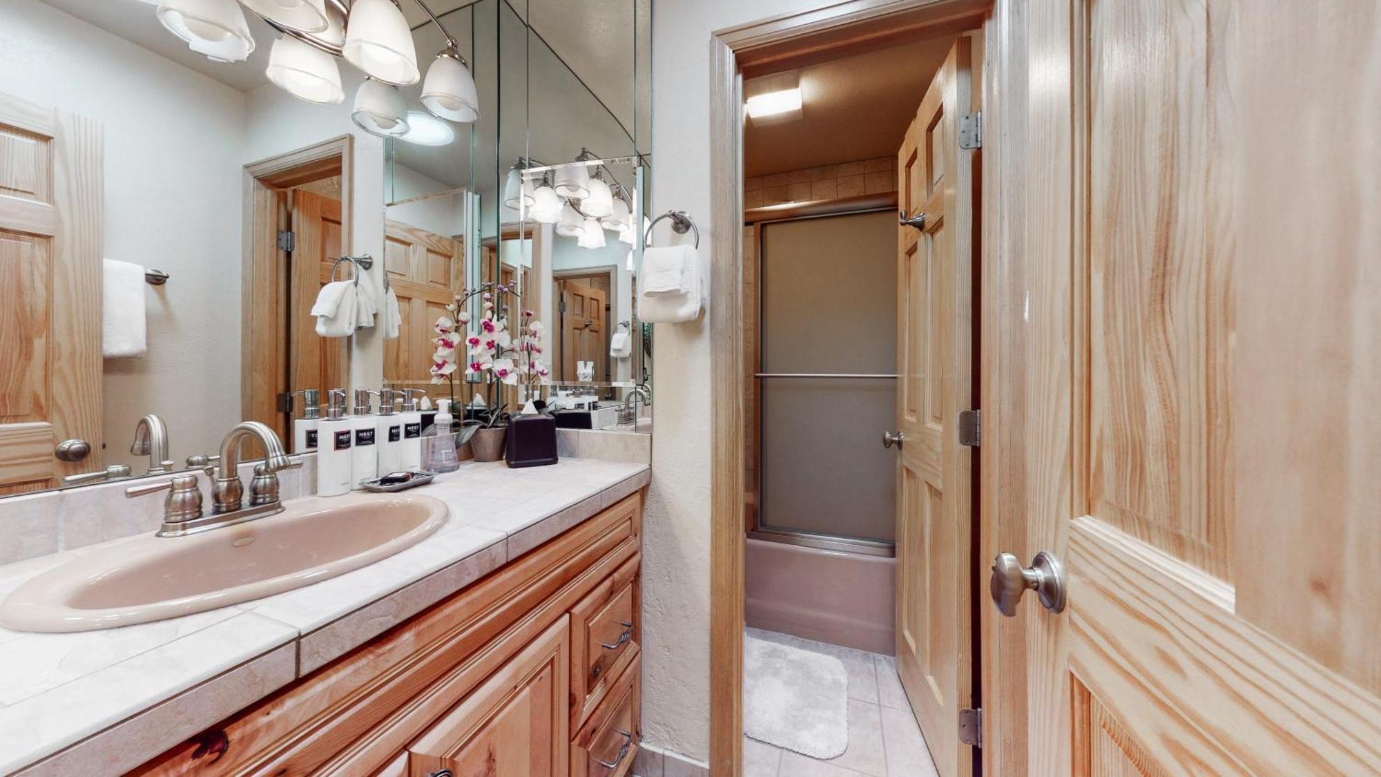 قرية سنوماس Tamarack Townhomes - Coraltree Residence Collection المظهر الخارجي الصورة